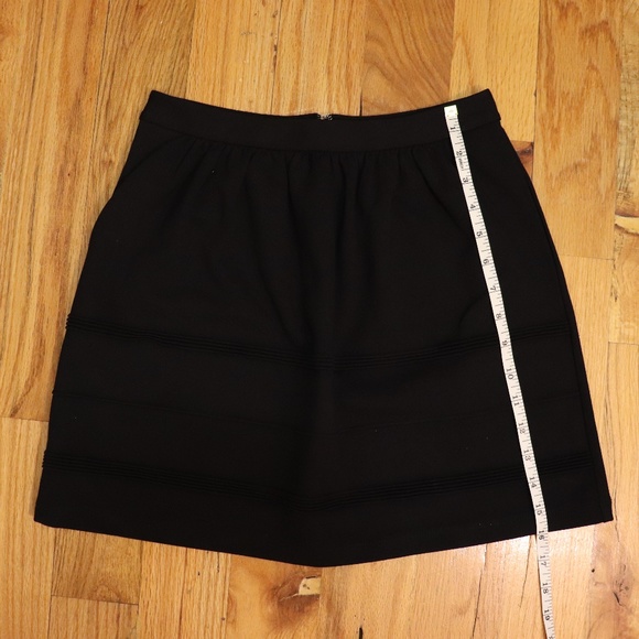 J.CREW CLASSIC BLACK MINI SKIRT - Picture 3 of 8